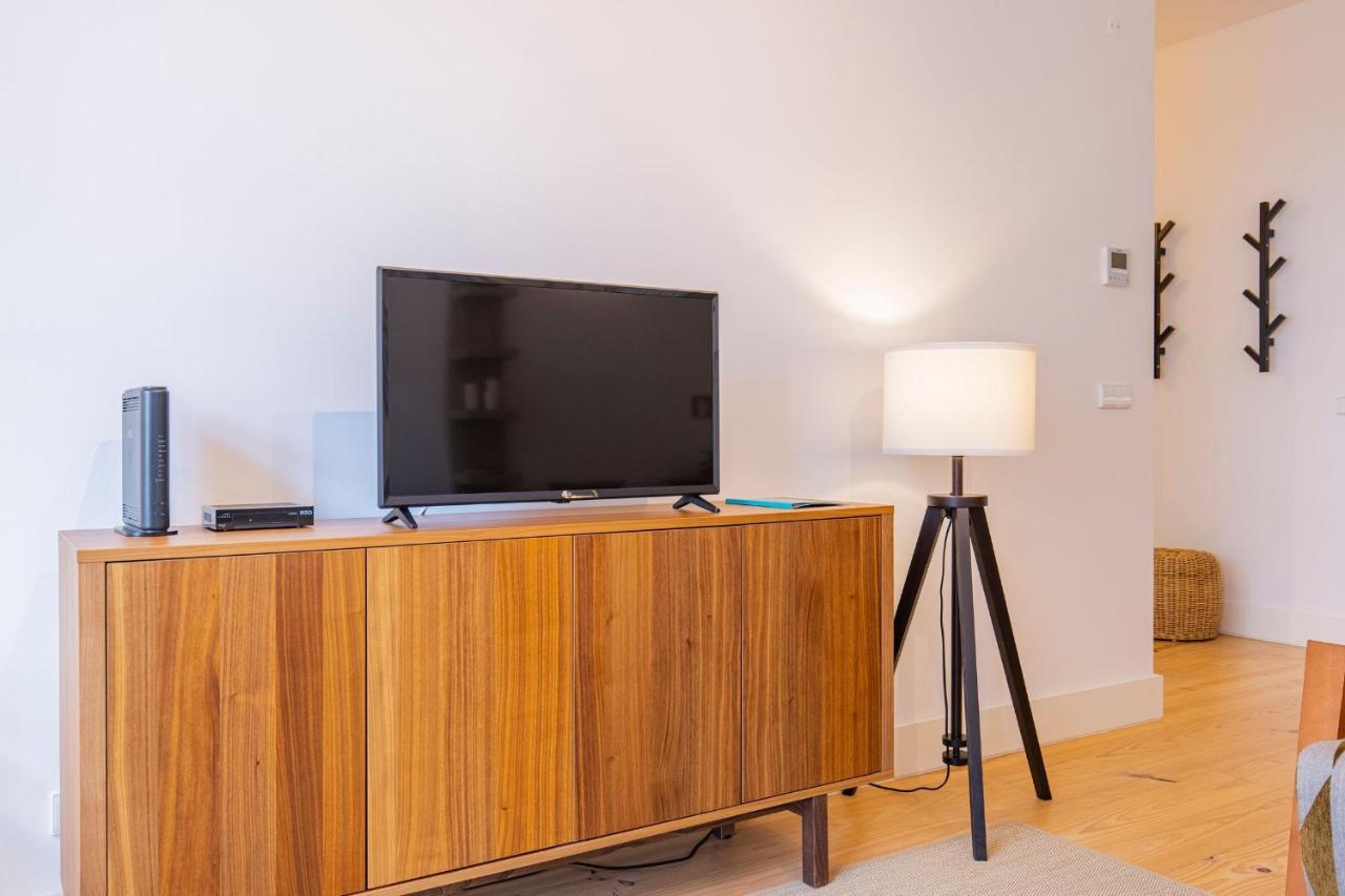 Modern Rustic Flat In Santos By Lovelystay Lisboa Dış mekan fotoğraf